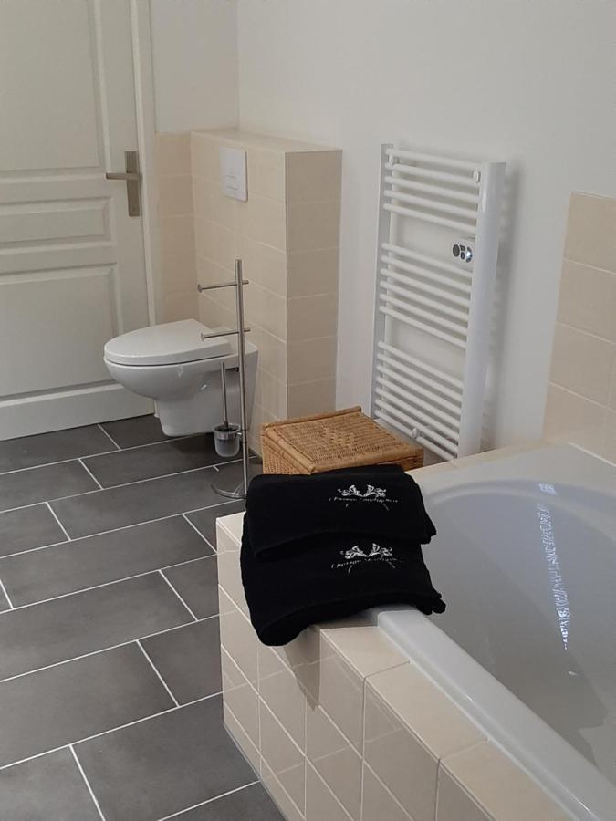 Luxe Gite Met Authentieke Kamers In De Creuse, France Valliere Exteriör bild