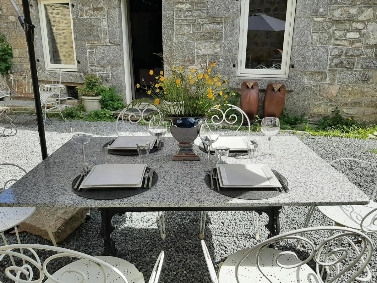Luxe Gite Met Authentieke Kamers In De Creuse, France Valliere Exteriör bild